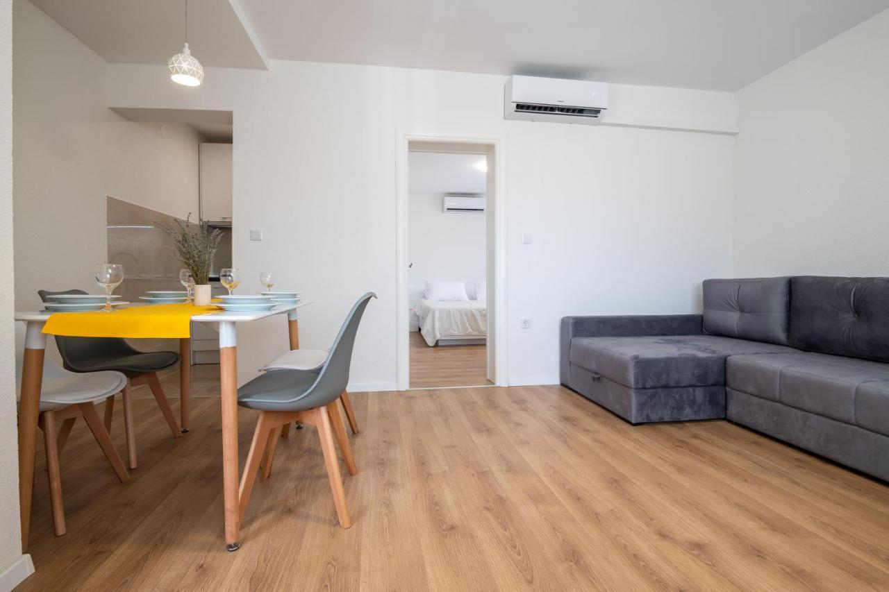 Apartmani Vuletic 内乌姆 外观 照片